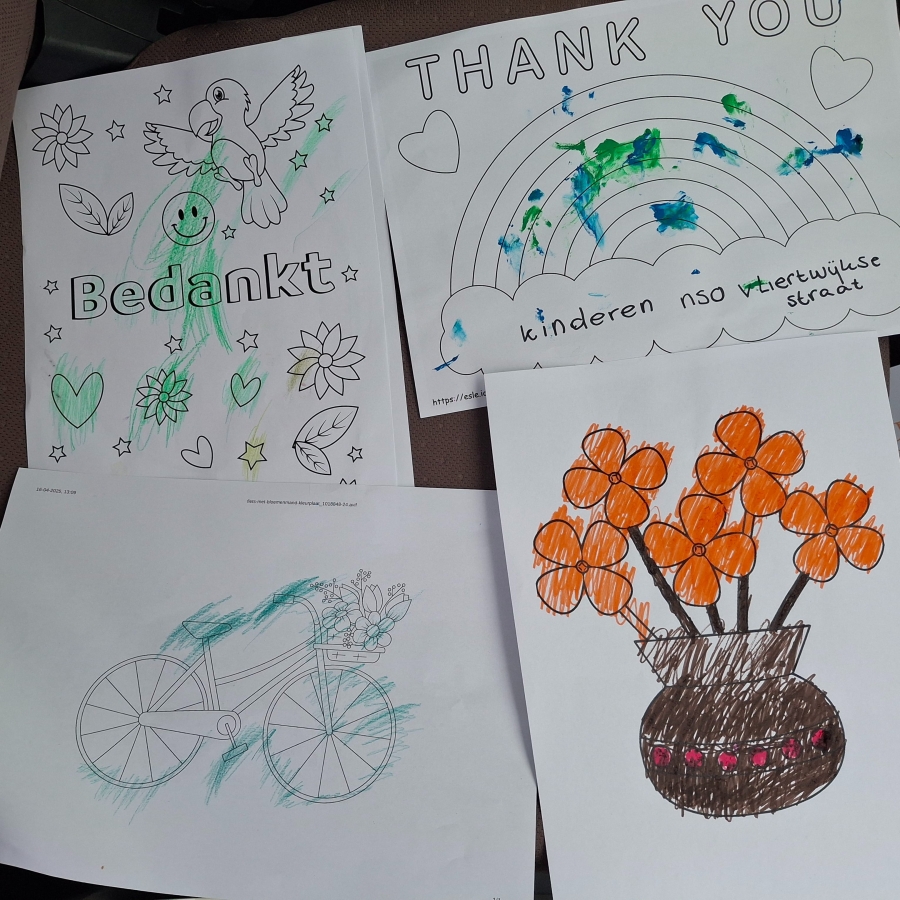Fietsen maken op de naschoolse opvang.