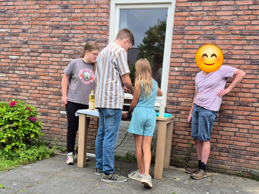 Druk, druk, druk.